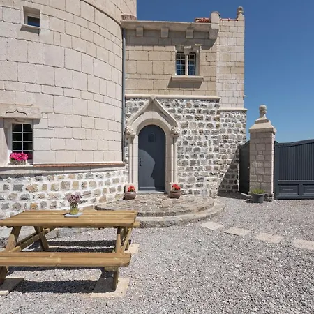 La Tour De La Claustrale